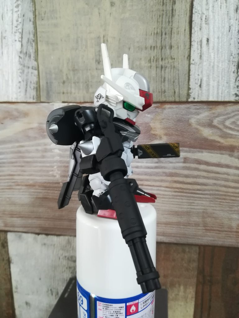 バックパックはhgルブリスとデミバーディングのを組み、プラ板で誤魔化してmsgのをポン付け。