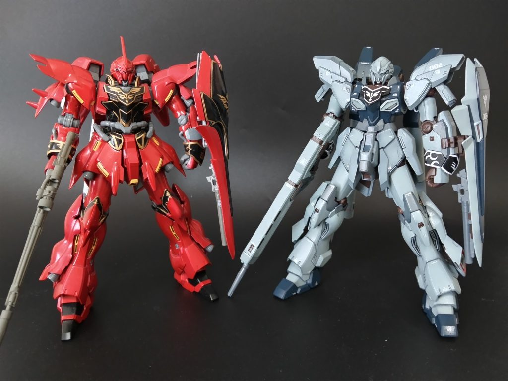 シナンジュと。並べて対になるように作りました。今回は光沢トップコートですが、過去のユニコーンに雰囲気寄せています。