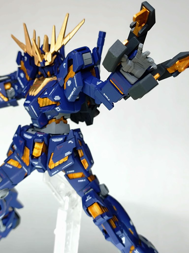 アームドアーマーVNBSと同じ配色で仕上げました。ちなみに両アームドアーマーは本体でデカール貼りすぎたので控えめにデカール貼ってます…