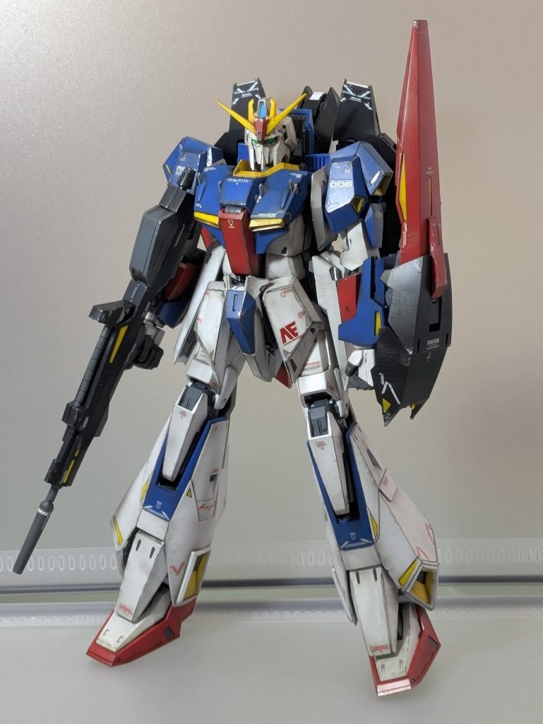 投稿を始めて初のMGシリーズでした。HGとRGに比べて組み立てから仕上げまで楽しく制作が出来ました。しばらく過去作投稿になりますが、新作も作っています。梅雨の湿気が恐ろしいねぇ…。ではまた次回。