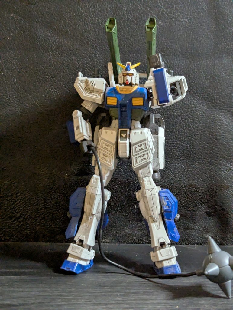 ガトリングは出ないけど腕にジャンクパーツでらしく見えるようにしました。