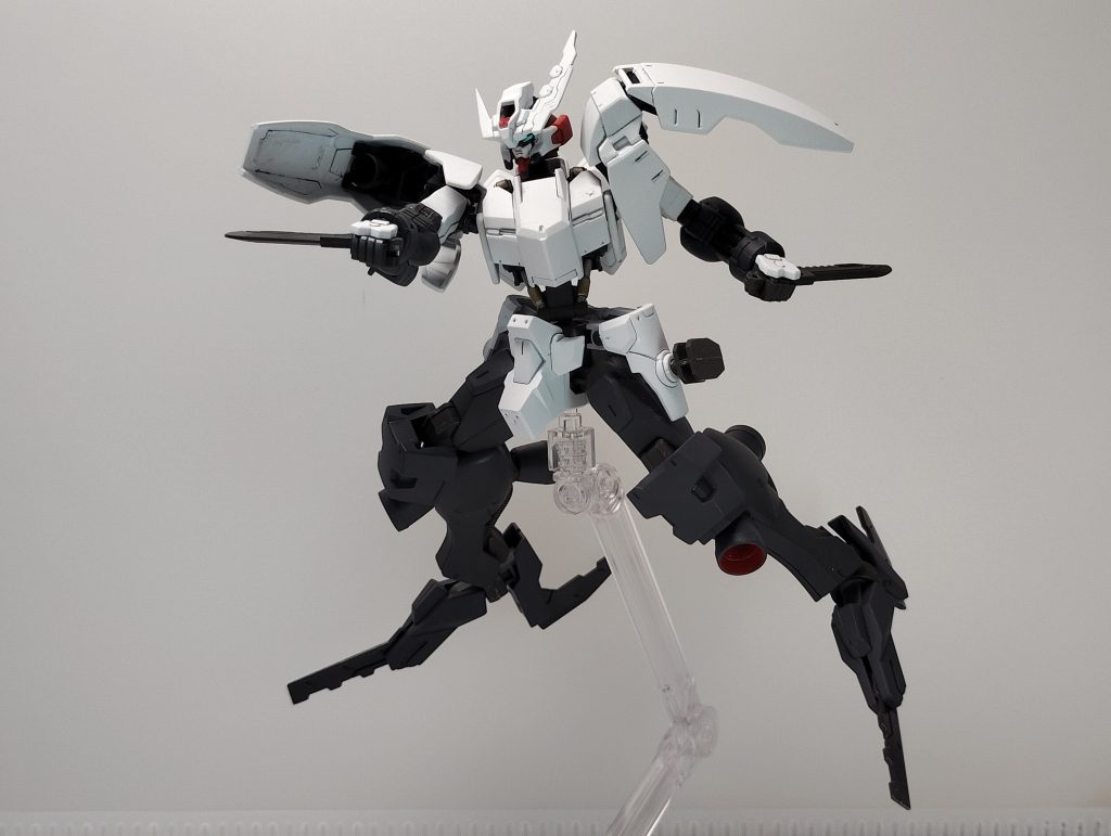 ショートナイフとハンターエッジを展開です