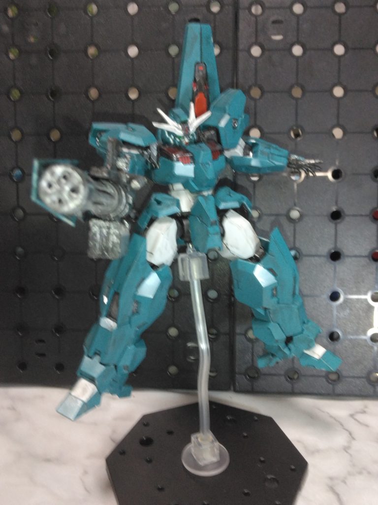 本来のパイロットはソフィでしたが、個人的にはエランとノレアのやりとりが好きなシーンなので、エランの機体のイメージ。