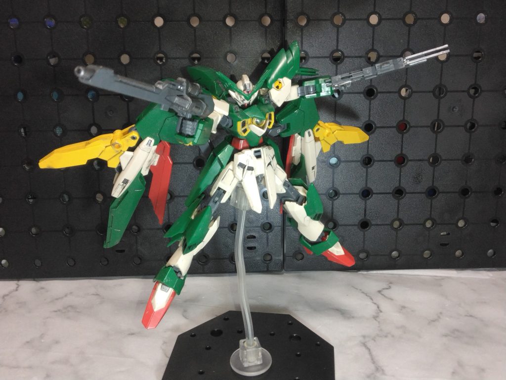 2丁ライフルで乱れ撃ちポーズ。