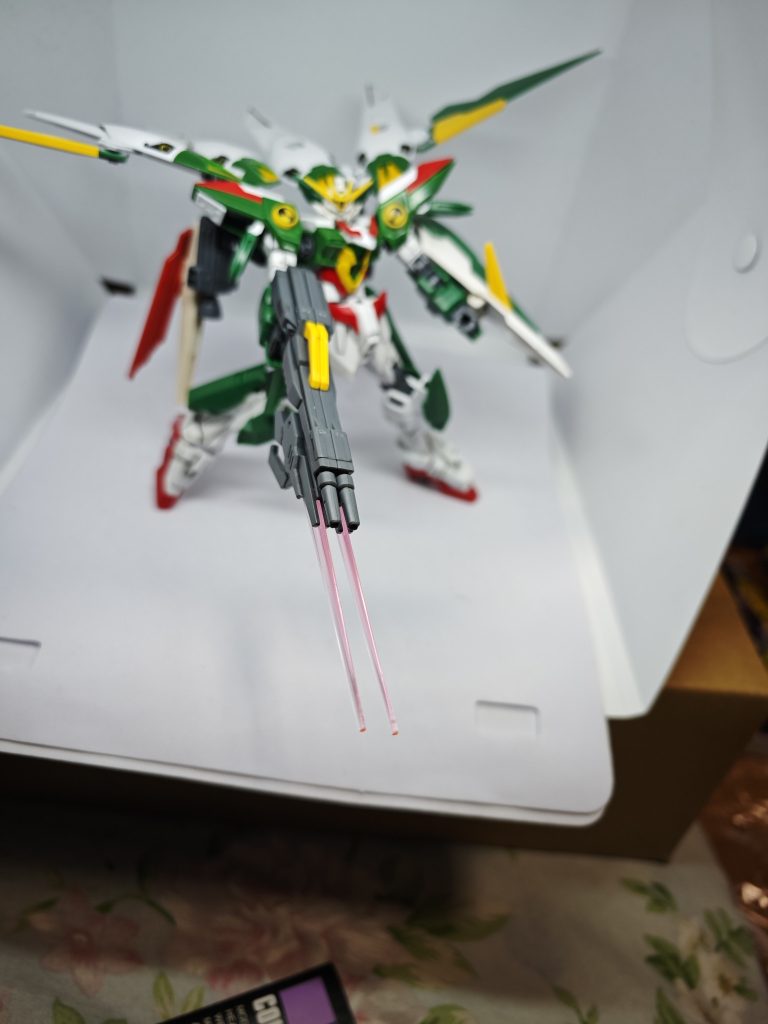 ツインバスターライフルなので一つにしてビームサーベルも更に威力を増します。イメージとしてはライザーソードですね。