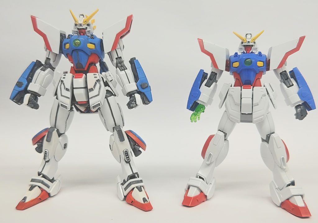 只のパーツ取りのハズが比較用に延命した素組君に助手をしてもらいます(笑) 先ずは素立ちから。腹部は内部にボールジョイントを仕込み、太モモはスターバーニングの流用、足首にもボール系関節を入れて有るので素組より大きくなってしまいましたね💦 好みは分かれると思いますが僕はハイレゾのゴッドガンダムみたいなガニ股、極太モモが好きなのでかなり意識してます🎵太モモの筋肉パネルは最後の最後に追加しました。作画に比べるとかなりゴツいですがスーパーモードになると丁度良い感じですね。