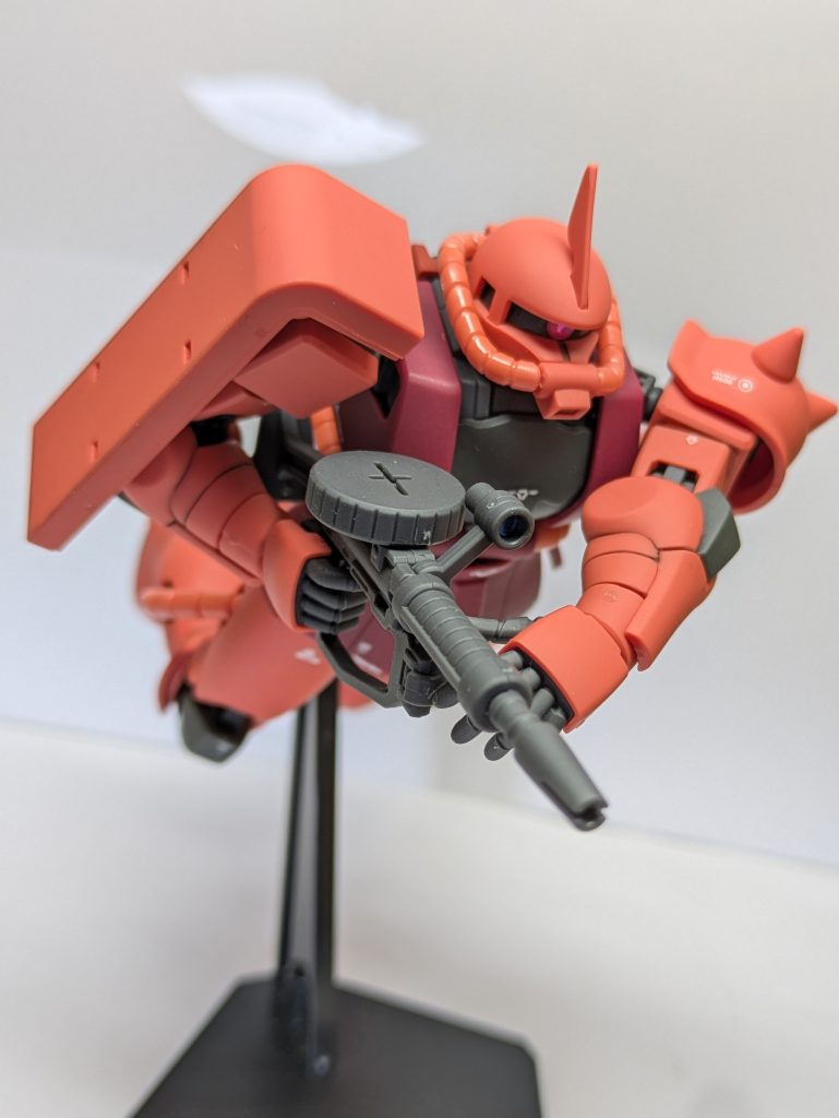 私のガンダム好きのルーツは伯父と言っても過言じゃありません小さい頃に聞いた、「ガンダムはな、ロボットやない。モビルスーツや。」という名言（？）は今でも覚えています笑いつもお世話になってるので、伯父が一番好きな機体をプレゼントすることにしました
