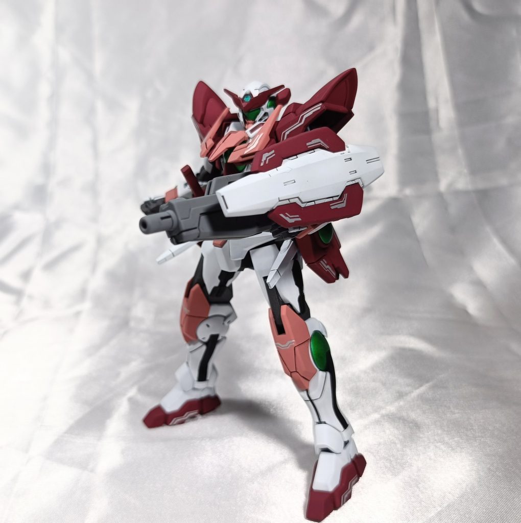 おまけのシールドライフル。RGアストレアで使わないであろうシールドとライフルをガッチャンコして、シールドライフルに。GNソードのライフルとシールドが合わさってる物の前身的なイメージ。