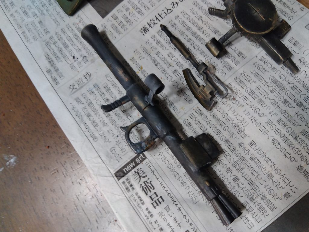 使われて無い感じのバズーカを再現してみました!暴発しそうだ(^○^)