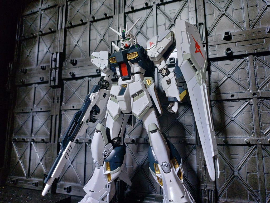 νガンダム(と、オクトバーさんの妄想装備)–2枚目/制作者:ねこねこねこね