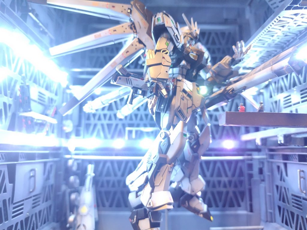 HGUC Hi-v2 GUNDAM–5枚目/制作者：@MasaXya