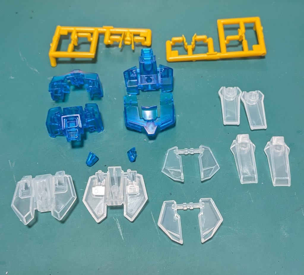 クリアパーツもしっかりと作成