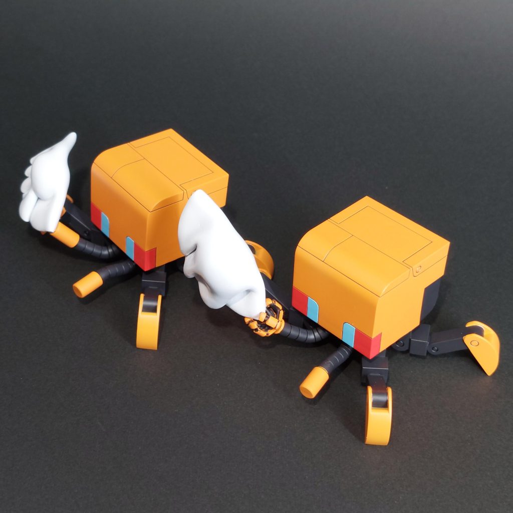 ちなみに触手は差し替えではなく、固定のため2パターンで作成