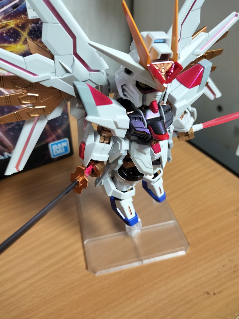 HGの箱絵みたいになったらと。アメジストパールで全体塗ったのですが分かりにくい、どうしたら綺麗になるんでしょうか。でも十分満足です。