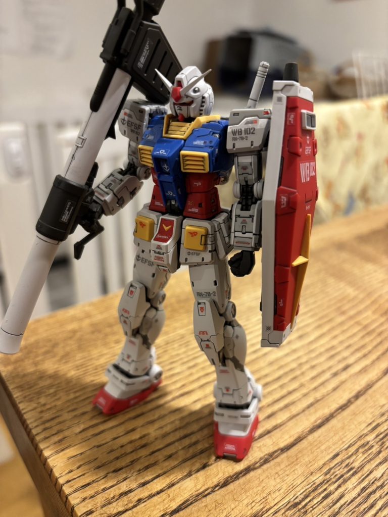 フレームから作成しました！写真では分かりづらいですがフレーム内にシルバーメッキで部分塗装しています笑