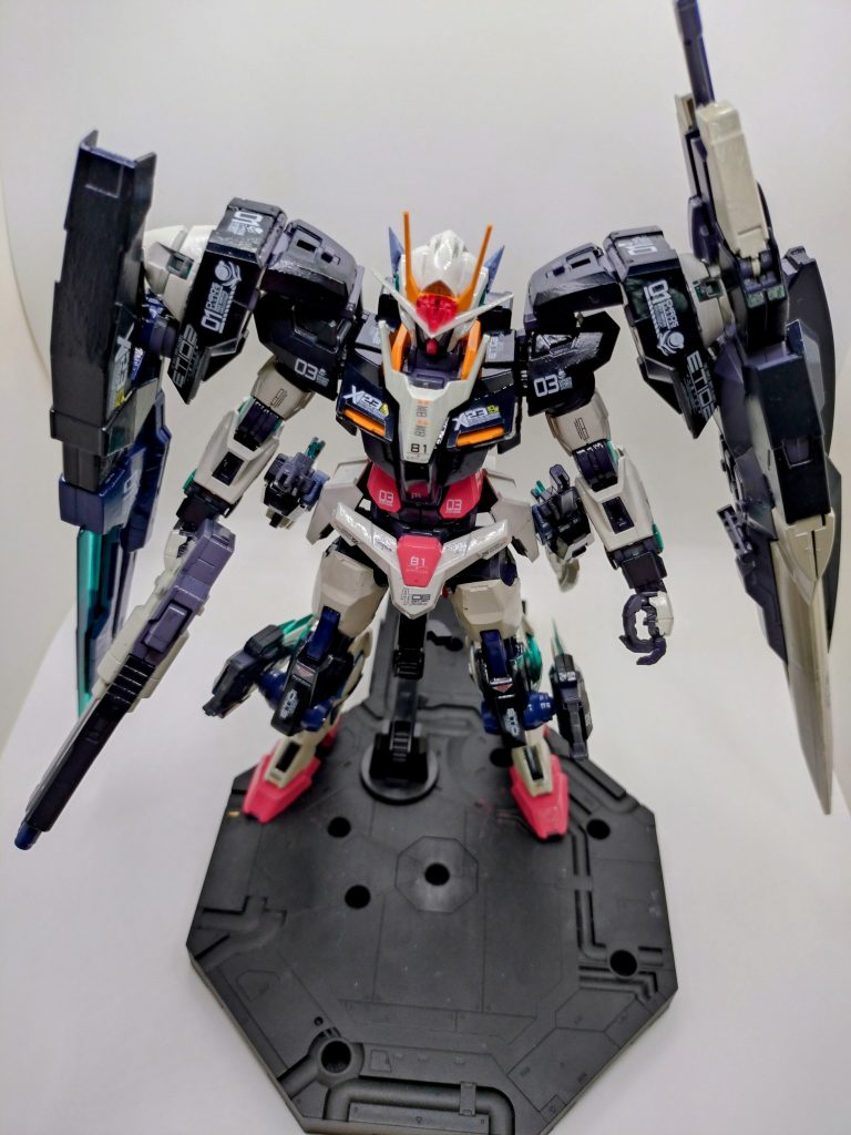 ちなみにこれも、最初は素組みして飾ってた物を、分解して塗装した物でした。