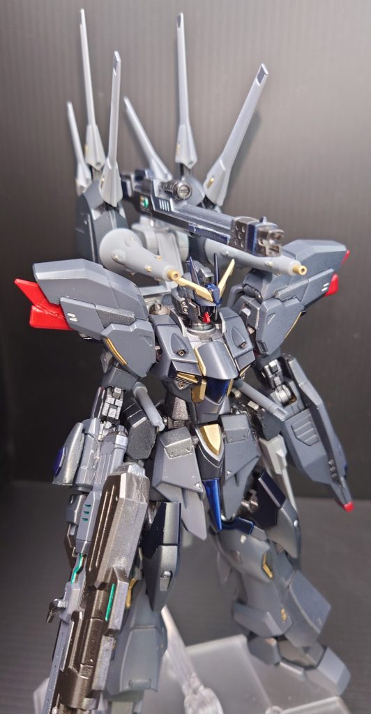 もちろんバックパックを全面に稼働させることも可能です