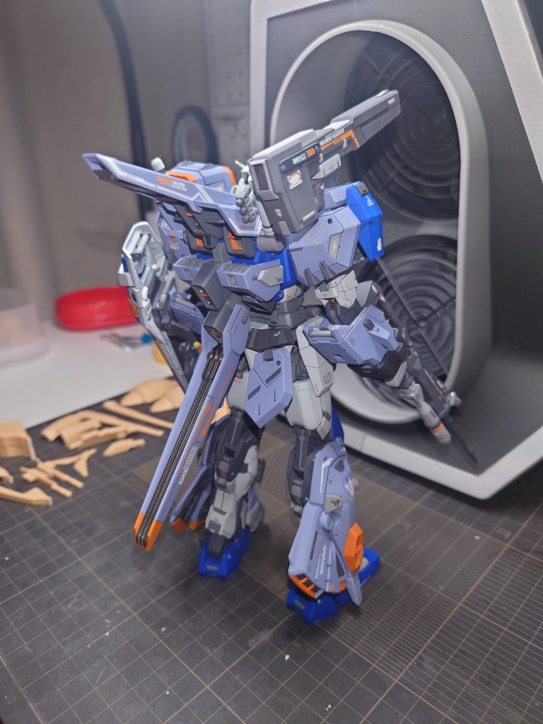X102 Duel Gundam–3枚目/制作者：JF_Muya