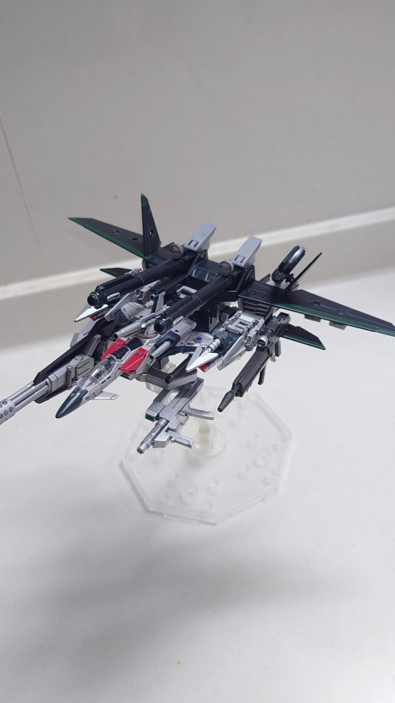 インテグレーテッドウェポンズアルグラスパー略してあるだけあって名前が長い(gundam-kao5)
