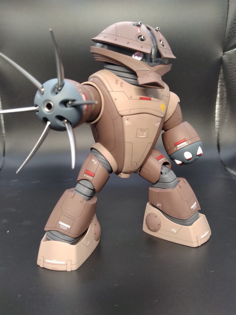 頭部バルカンは自作。アイアンネイルもシャープ化。