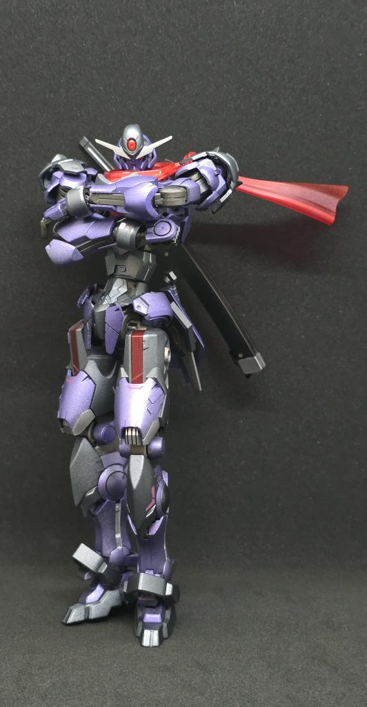 良く見るエアリアルの関節プチ改造によって、等身延長と足を閉じたポーズも取れます