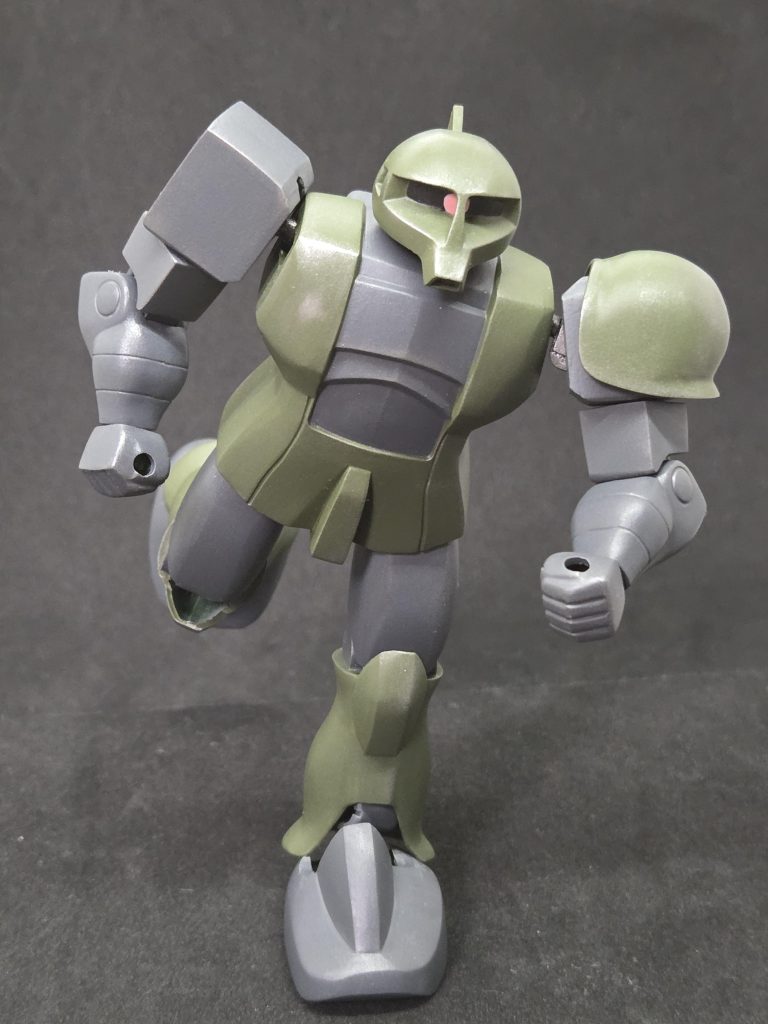 足首は2重のボールジョイントなのでいい感じに動いたり