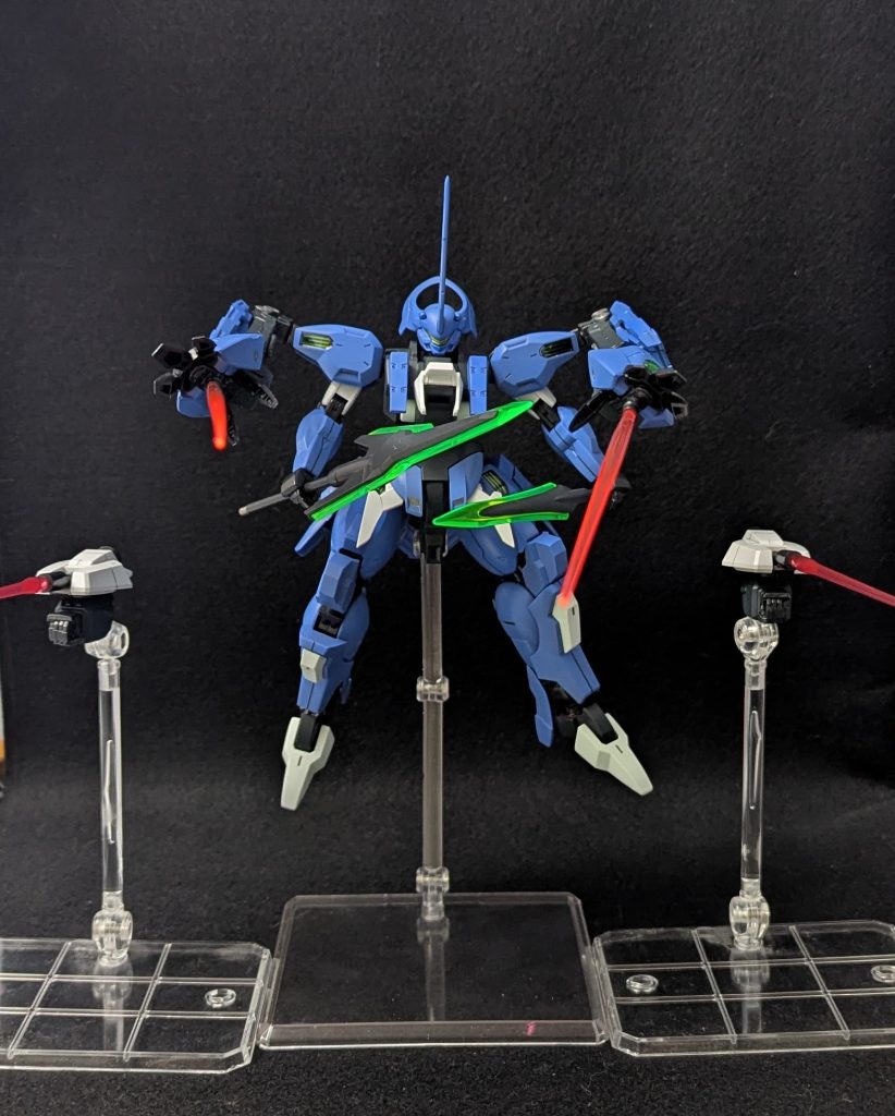 阿修羅モード本体の4本腕+背部イーシュヴァラ改を2本射出の合計6本の腕で怒涛の攻撃を繰り広げる