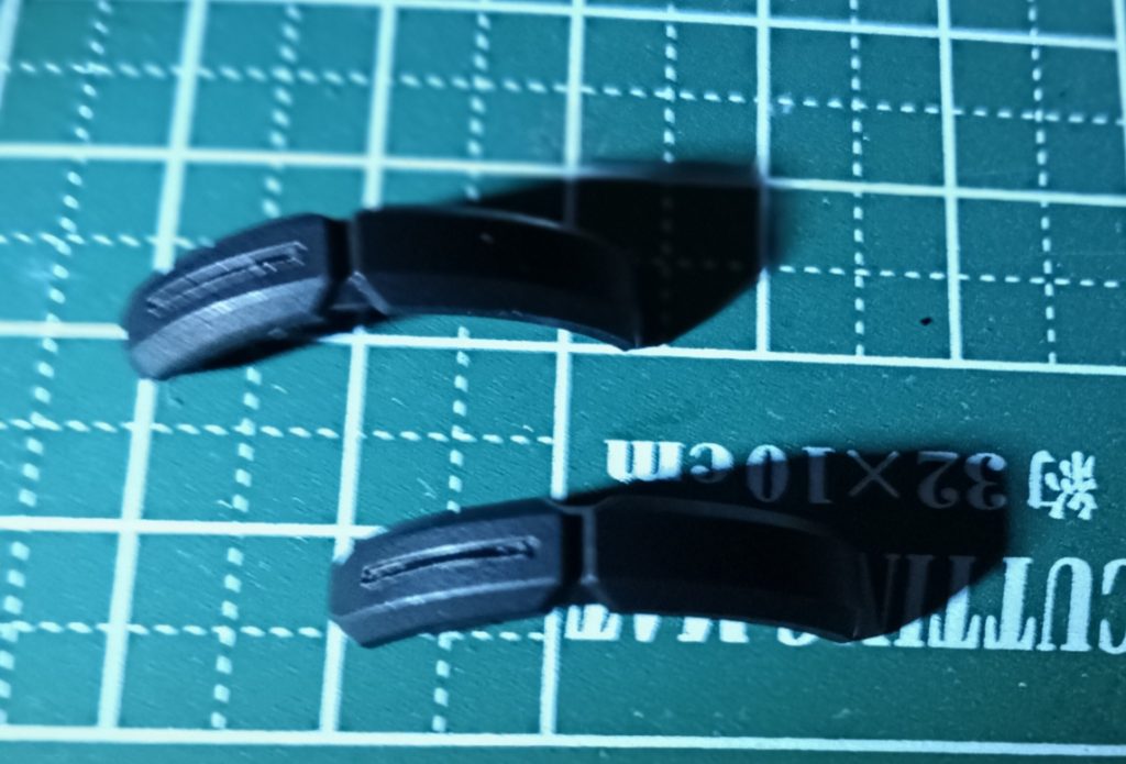 よく付属シールをマスキングテープとして使っている方が居るので私も挑戦