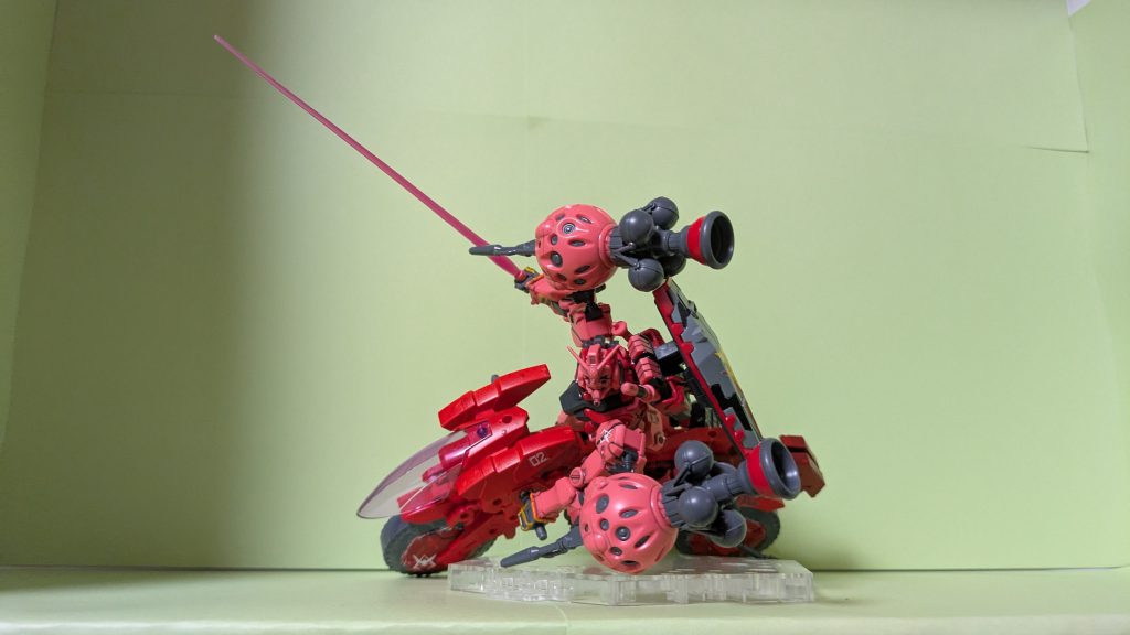 30MMのキャノンバイク（バイクモード）搭乗。