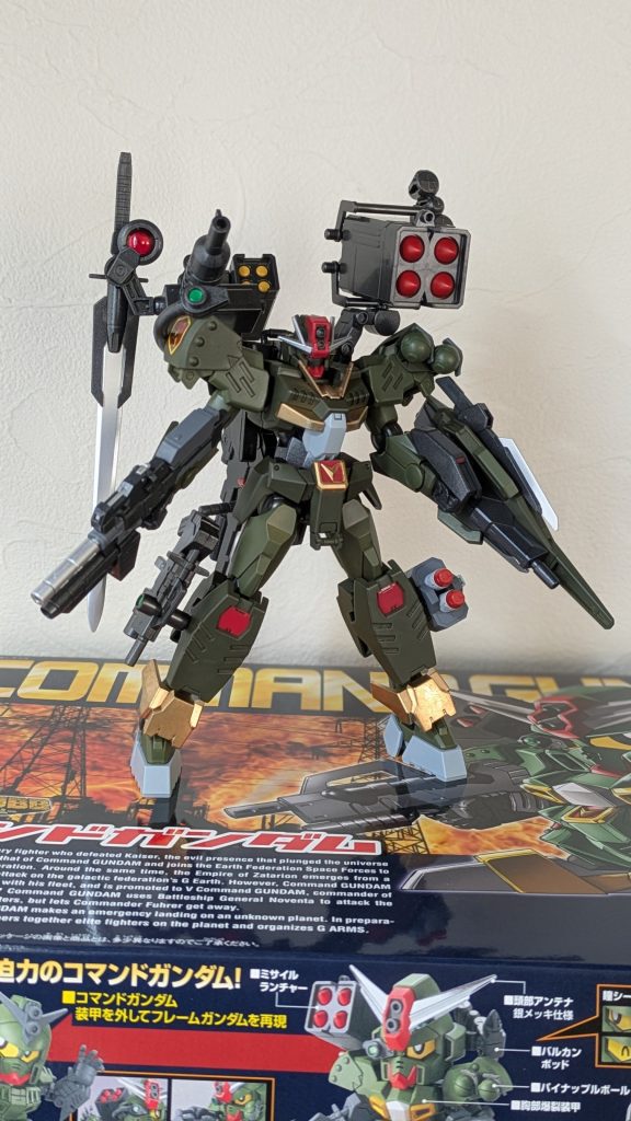 コマンドクアンタの武装にレジェンドBBの武装を移植し、戦場では動けなそうな機体が完成しました。