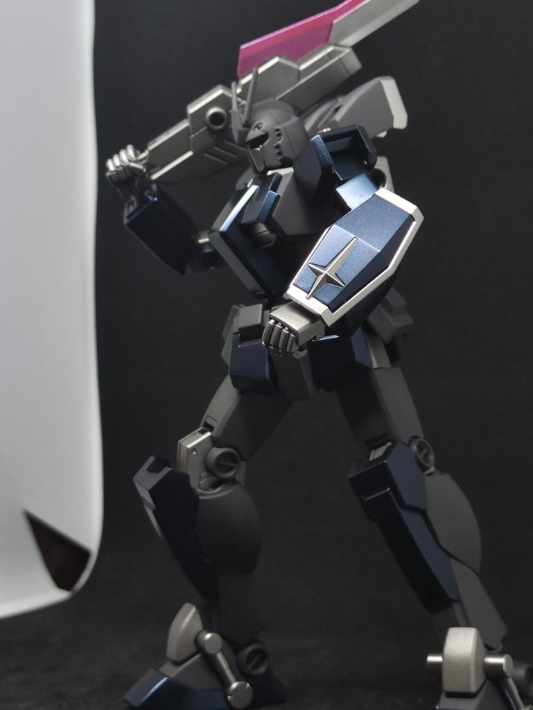 ＨＧブラックウォーリア改めナイトレイド–2枚目/制作者：@teddedvirukisu