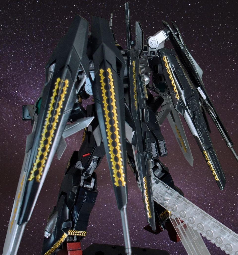 バックパックにはエングレービングがない…ってことはない!地味にここが一番面倒くさかったり(笑)