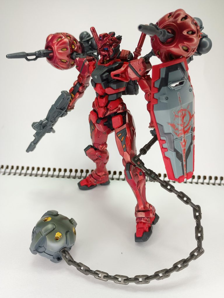 シルバースプレー缶+クリアレッドです。