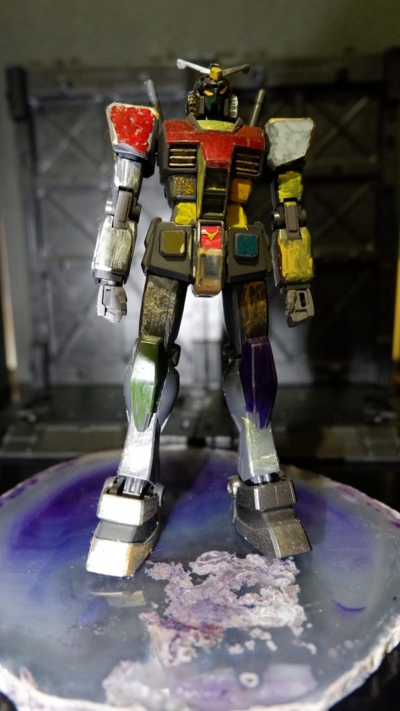 色は子供と一緒に気分次第で塗りたくりました（いつもと一緒だな）(zaku-kao4)