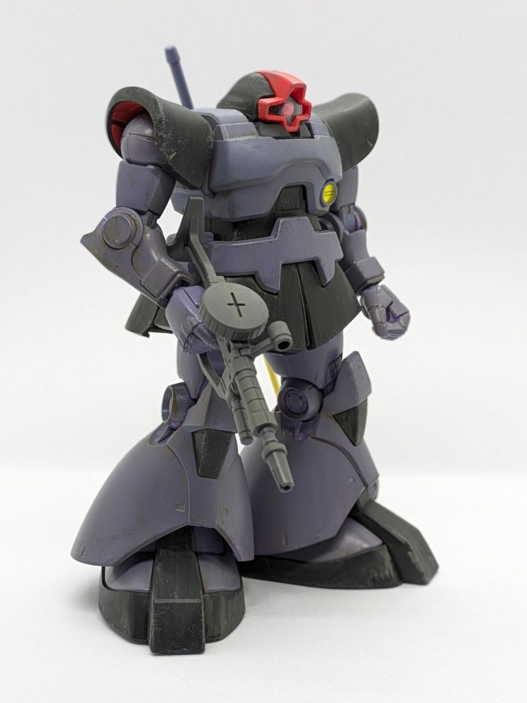 08MS小隊にラサ基地守備隊で登場するイメージで製作したのですが・・・もう少し色味薄めでしたね🤣