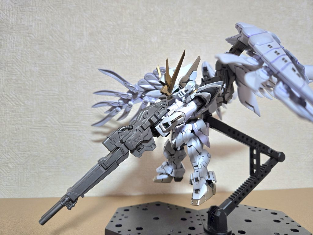 ウイングガンダムスノーホワイト–3枚目/制作者：さくてつ໒꒱