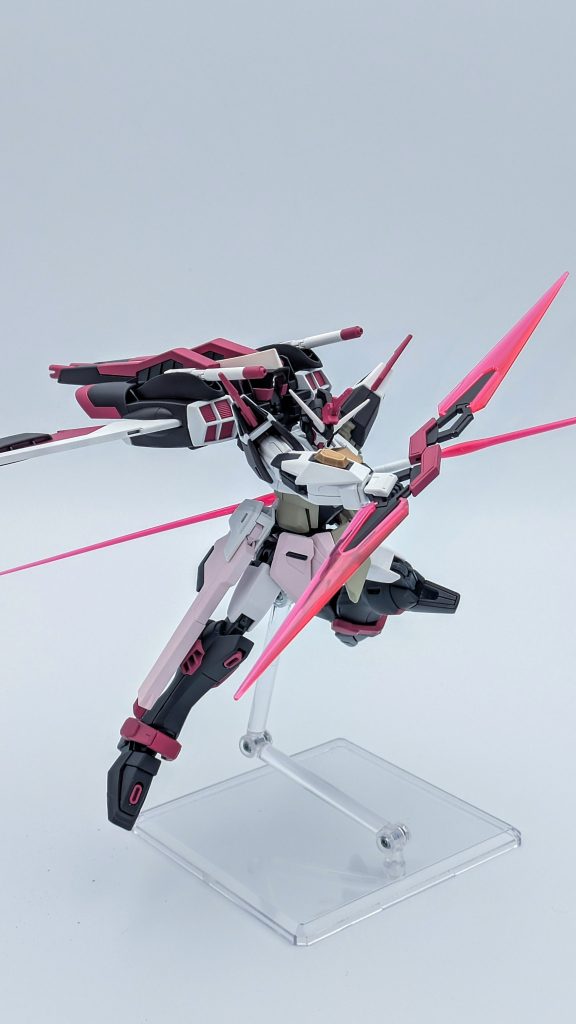 サーベル&ブーメラン、ハルバードモード。サーベルは言うまでもないけど、ブーメランの連結も中々格好良いですね…。