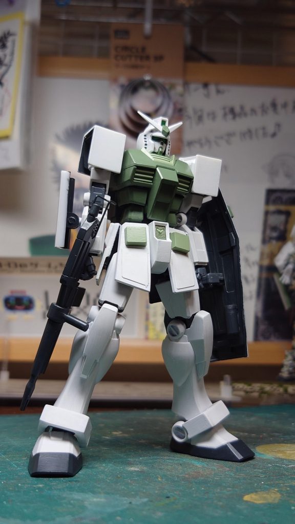 デカール貼り前。