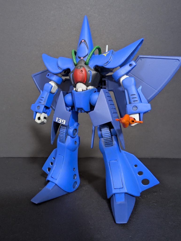 機体選択画面っぽい構図。