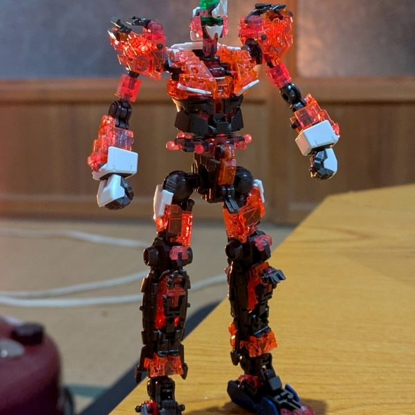 サイコフレームのみ組立てた状態のRGユニコーンガンダムです✨これはこれでキレイです🤩（2枚目）