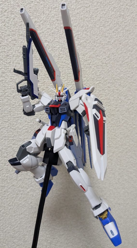 HGCEフリーダムガンダム  改造Ver2–2枚目/制作者：気まぐれ