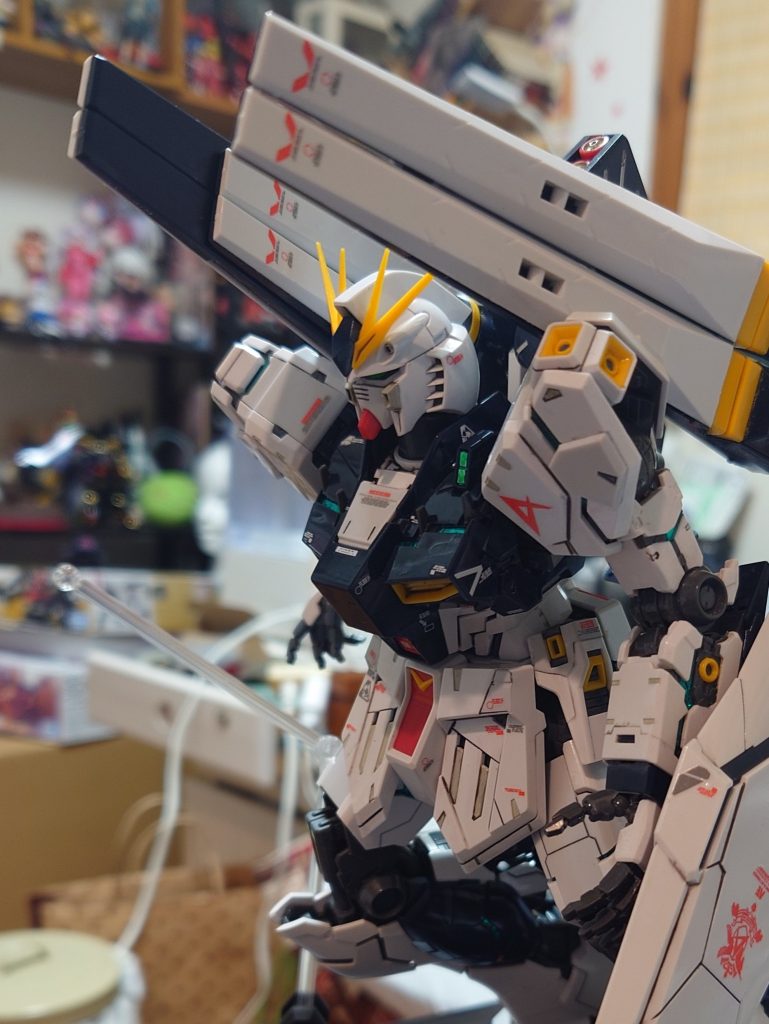 νガンダム–6枚目/制作者：シラホコ大佐