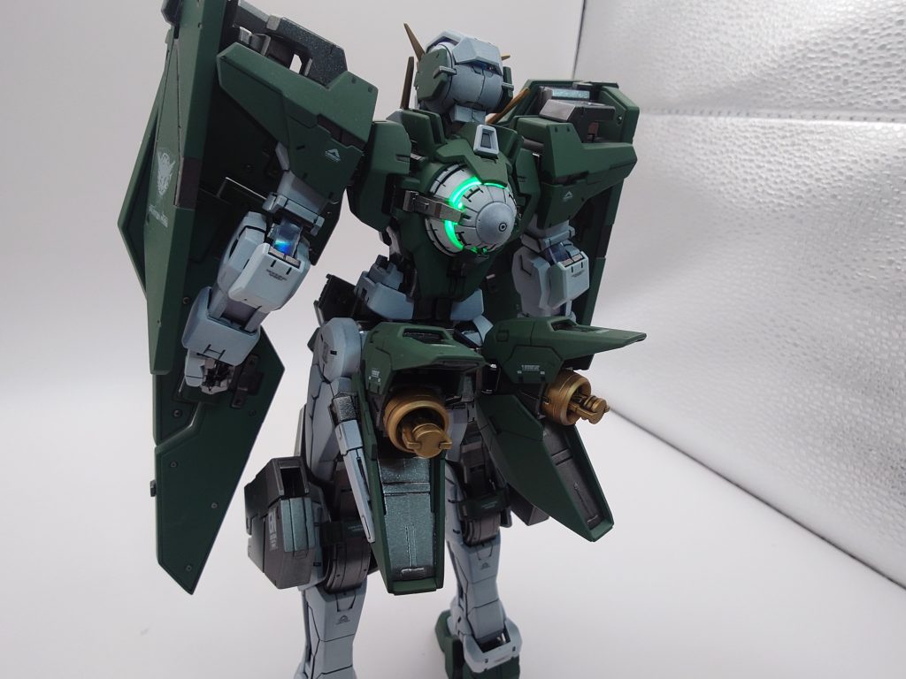 GNドライブ光らせて背面撮影です。