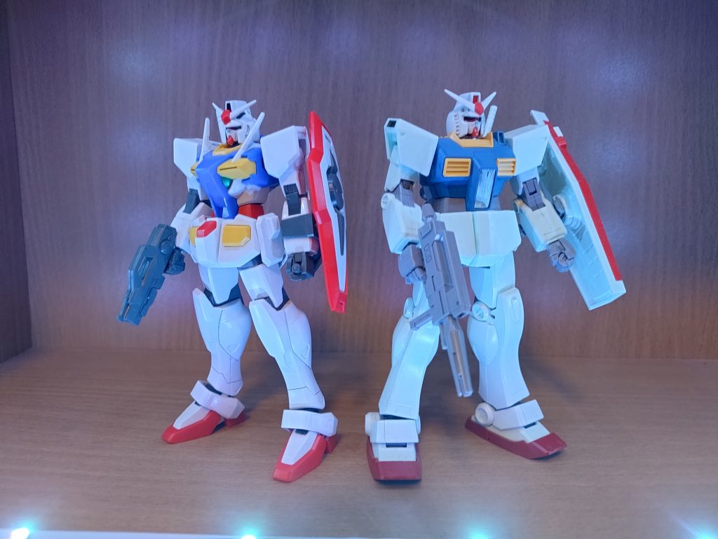 左はHG00の0ガンダムパイロットのCVはレジェンド声優に声がよく似た期待の大型新人右はHGUCジムⅡの胸を青く塗ってガンダムヘッドを乗せたものガンダムっぽく見えるけど所詮はジムⅡだがエンデにとっては… ご覧いただきありがとうございました!いや〜まさか最終話目前にしてBEYOND THE TIME〜メビウスの宇宙を越えて〜が流れて初代ガンダムが出てくるとはね…最終話どうなるんでしょうね