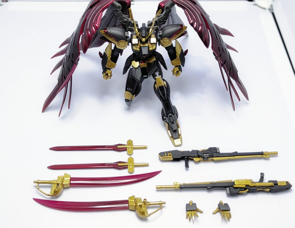 この機体の前に武装並べるの凄くえっちじゃないですか？(隙自語)■今回の使用塗料G→ガイアノーツC→クレオス･G EX光沢ブラック･Gフラットブラック･Gスターブライトゴールド･Gスターブライトアイアン･G純色マゼンタ･C GXディープクリアレッド･C GXグラファイトブラック･G EXクリアー光沢･Cスーパースムースクリアつや消し