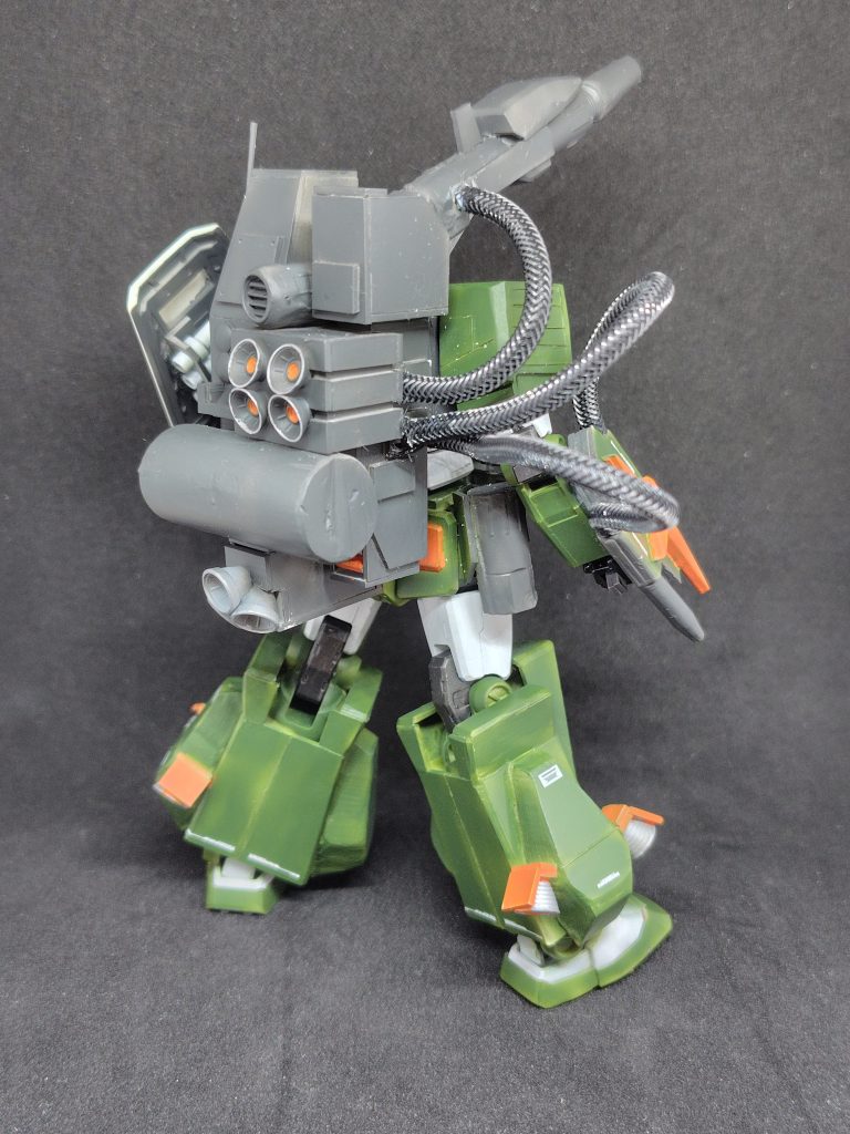 ケーブルがちょっと長くてゴチャッとしたかな?と思いますが、まぁ許容範囲。