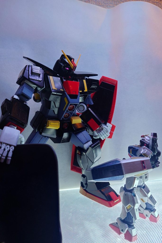 以前作ったガンダムmk2とツーショットやはり並べるとデカイ❗️