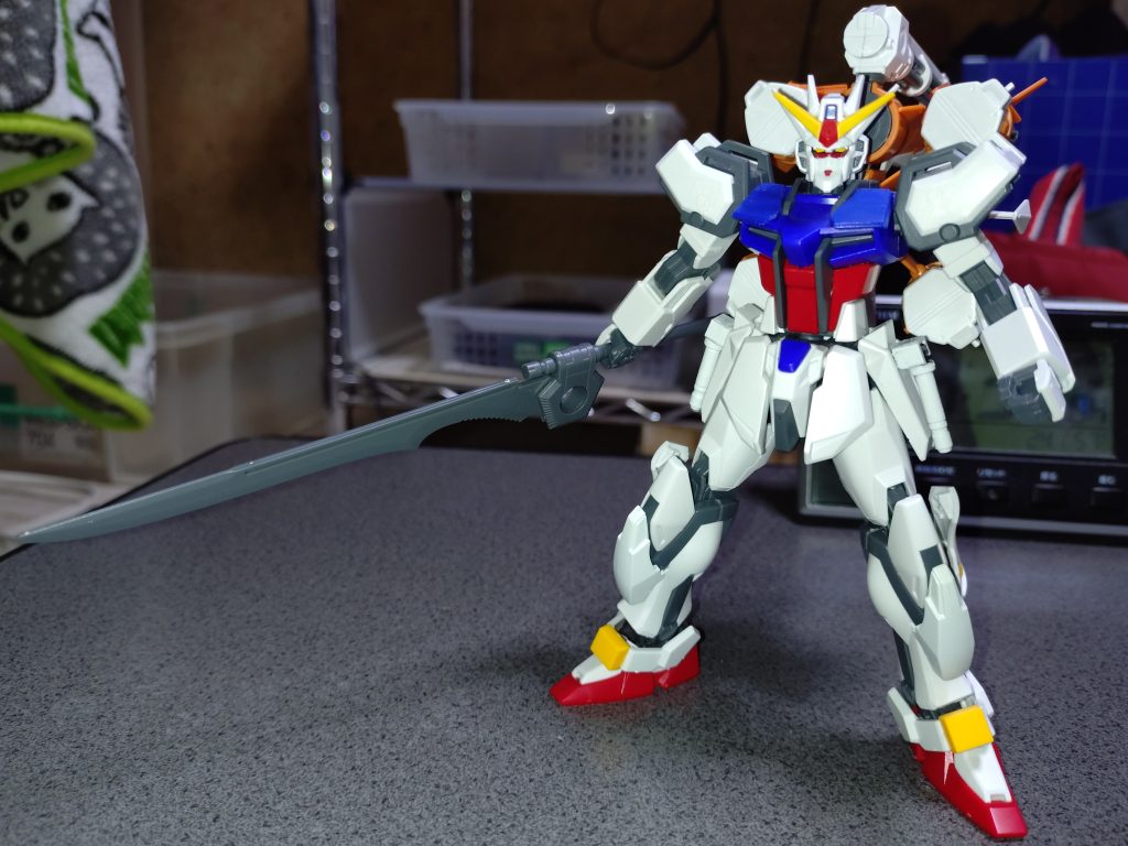作品名：ストライクFAITHを強化した。<p>ストライクFAITHをルブリスジウのパーツを使って一部ミキシングして改修をしました。 背中に装備しているのはガンバレルストライカーで他のソード/ランチャーストライカーパックを取り付けられるように肩の追加パーツを撤去してオ […]</p>