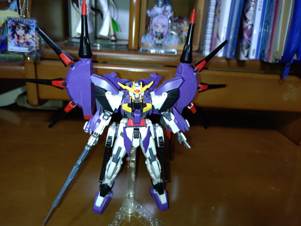 作品名：メロディガンダムをアップグレード<p>オリジナル改造ガンプラのメロディガンダムに鑑定団で買ったジャンクパーツを移植して機体をアップグレードをした。</p>