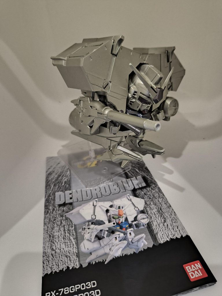 スジボリの粗などを隠すため全塗装